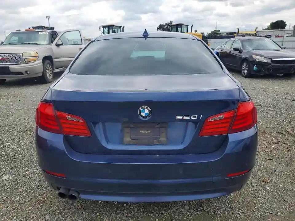 WBAXH5C50CDW03472 2012 BMW 5 SERIES-5