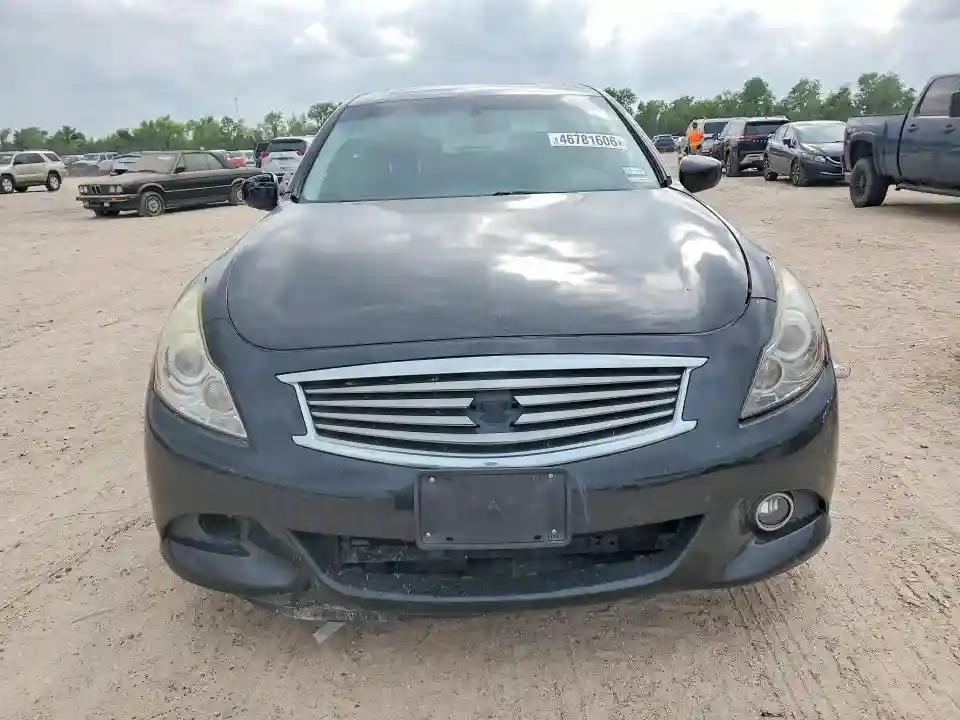 JN1CV6AP9FM500062 2015 INFINITI Q40-4