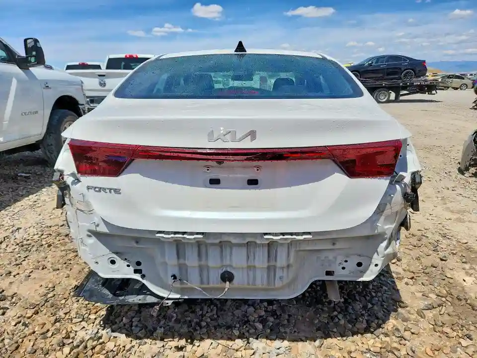 3KPF24AD9RE798791 2024 KIA FORTE-5