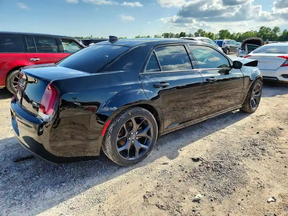 2C3CCAAG9MH563124 2021 CHRYSLER 300-2