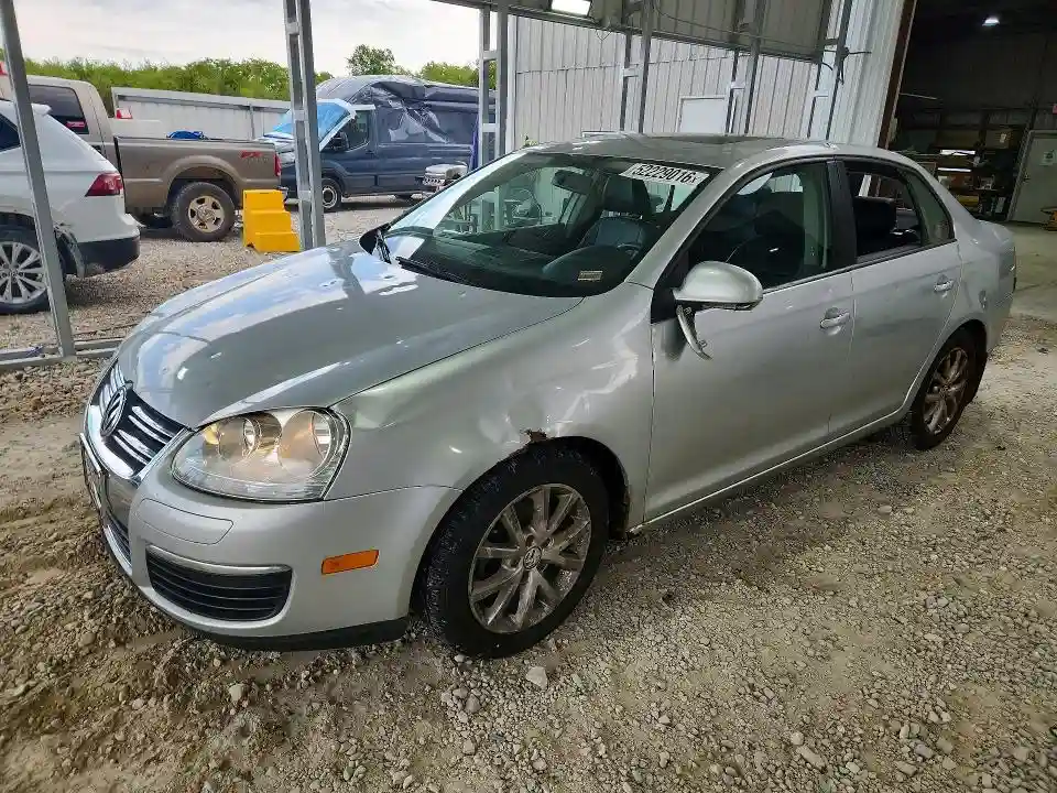 3VWRX7AJ9AM164541 2010 VOLKSWAGEN JETTA-0