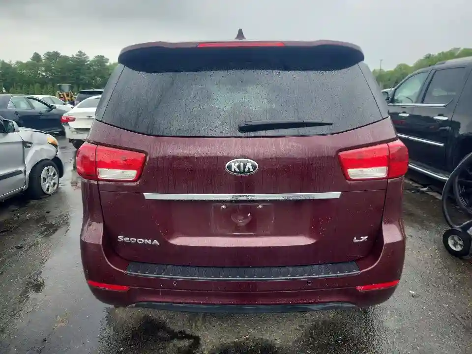 KNDMB5C19H6284413 2017 KIA SEDONA-5