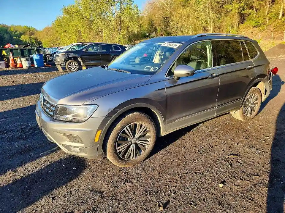 3VV2B7AX9KM086269 2019 VOLKSWAGEN TIGUAN-0