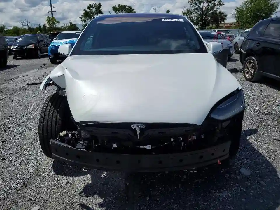 5YJXCDE20KF207502 2019 TESLA MODEL X-4