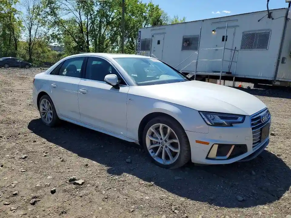 WAUENAF40KA118258 2019 AUDI A4-3