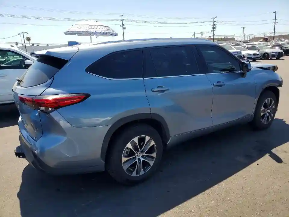 5TDHZRAH6MS068565 2021 TOYOTA HIGHLANDER-2