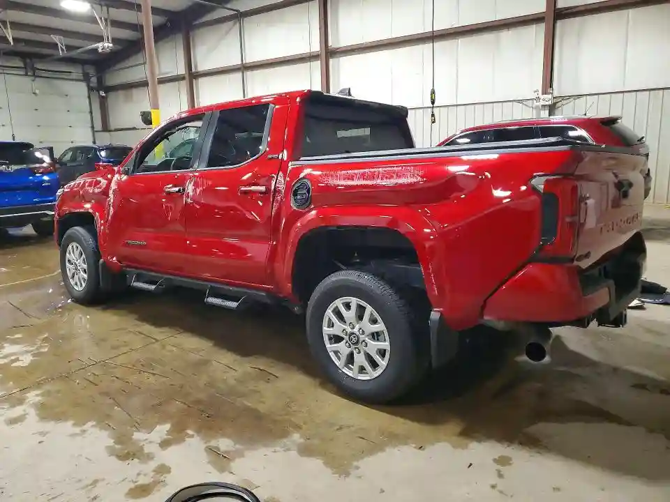3TYLB5JN7ST101863 2025 TOYOTA TACOMA-1