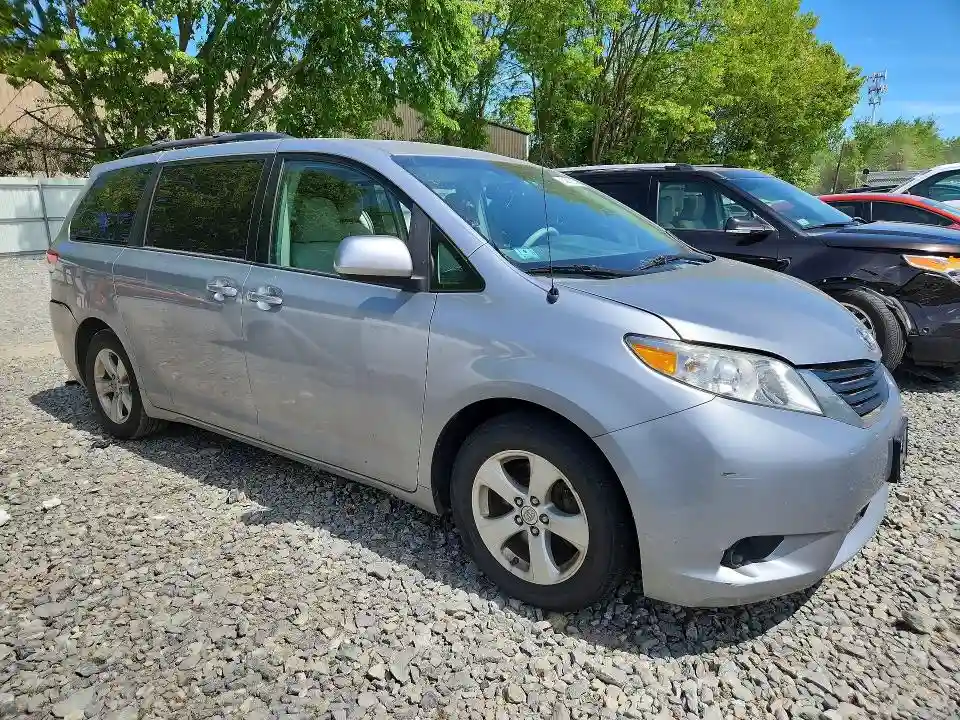 5TDKK3DC7CS276847 2012 TOYOTA SIENNA-3