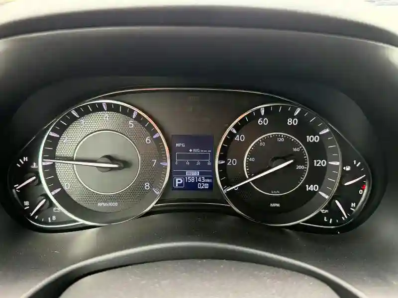 JN8AY2NC8H9501774 2017 NISSAN ARMADA-5