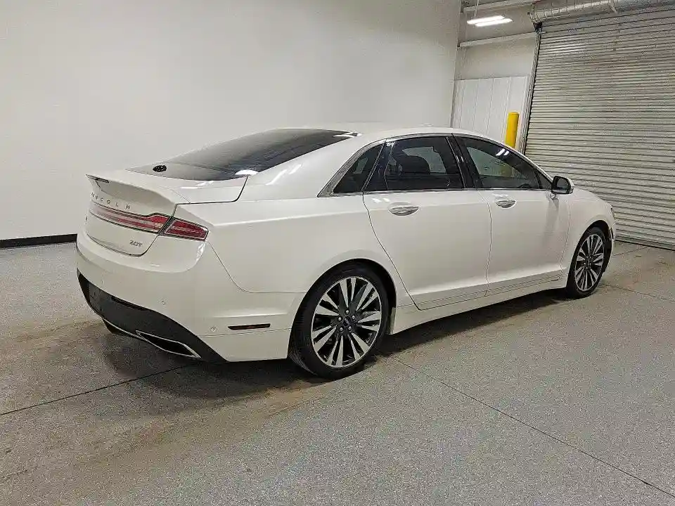 3LN6L5E93KR607482 2019 LINCOLN MKZ-2