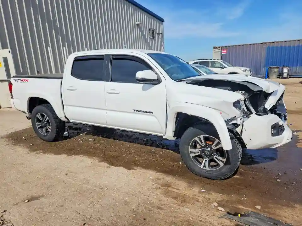 3TMCZ5AN6JM188208 2018 TOYOTA TACOMA TRD-3