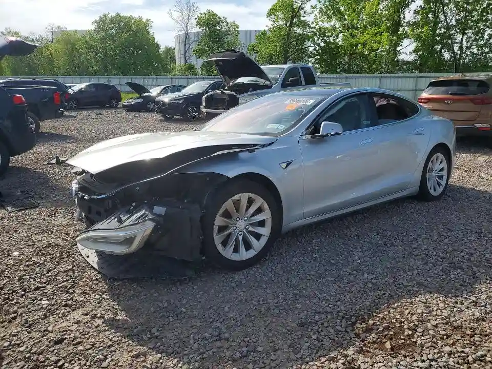 5YJSA1E18HF199213 2017 TESLA MODEL S-0