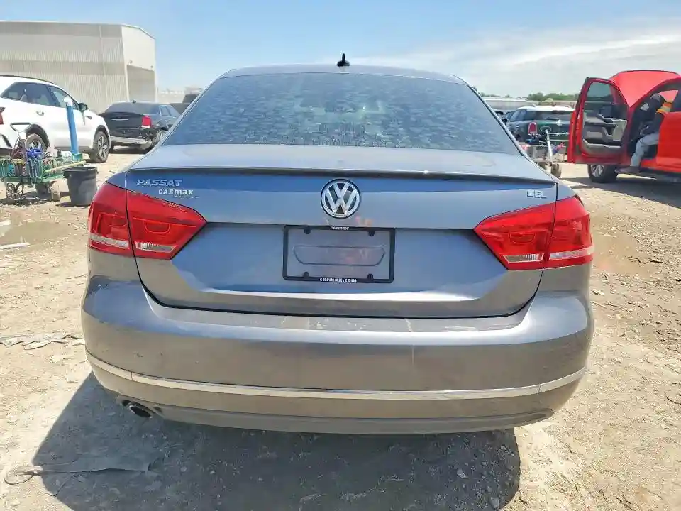 1VWCH7A34CC105115 2012 VOLKSWAGEN PASSAT-5