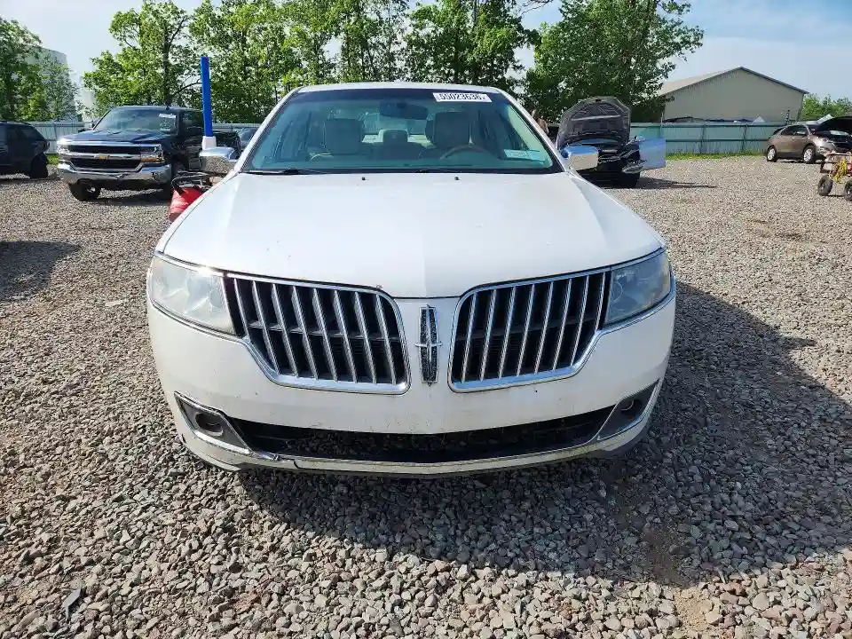 3LNHL2JC4CR820628 2012 LINCOLN MKZ-4