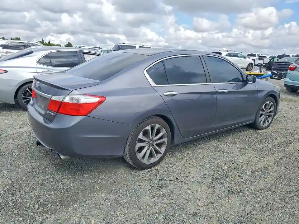 1HGCR2F58FA158057 2015 HONDA ACCORD-2