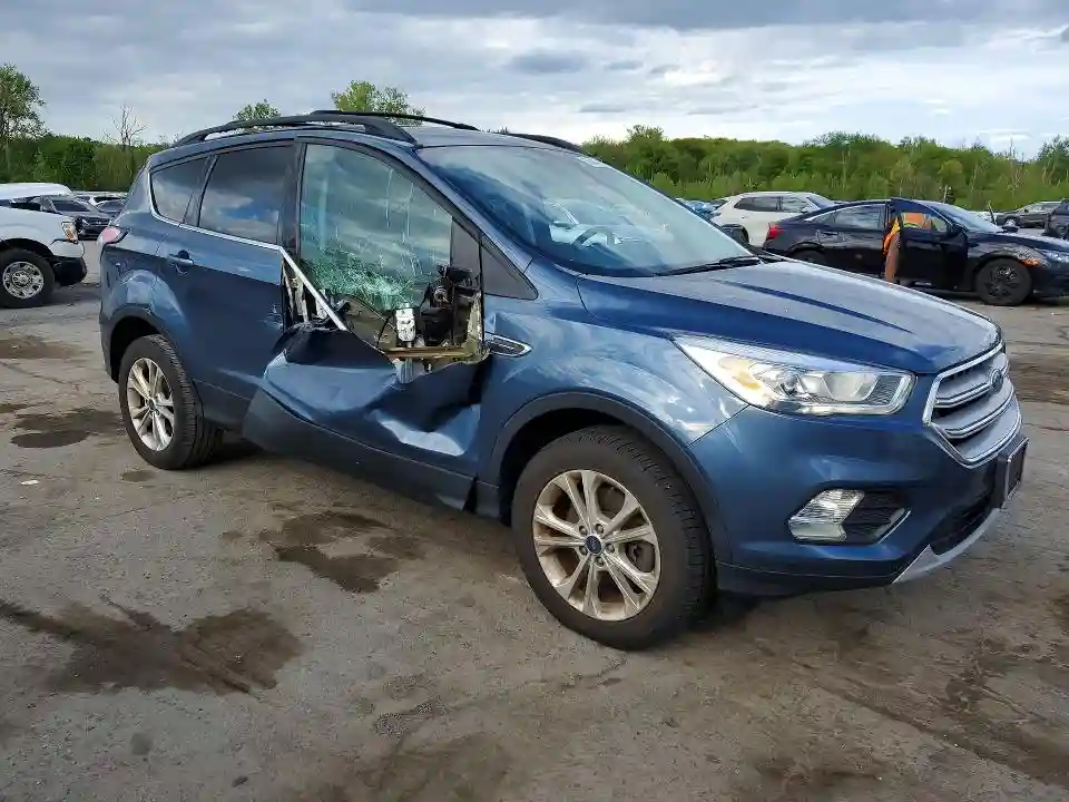 1FMCU9HDXJUB01811 2018 FORD ESCAPE-3