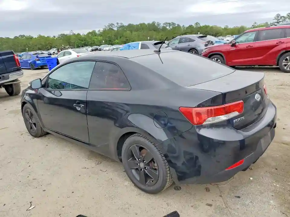 KNAFU6A25A5168798 2010 KIA FORTE-1