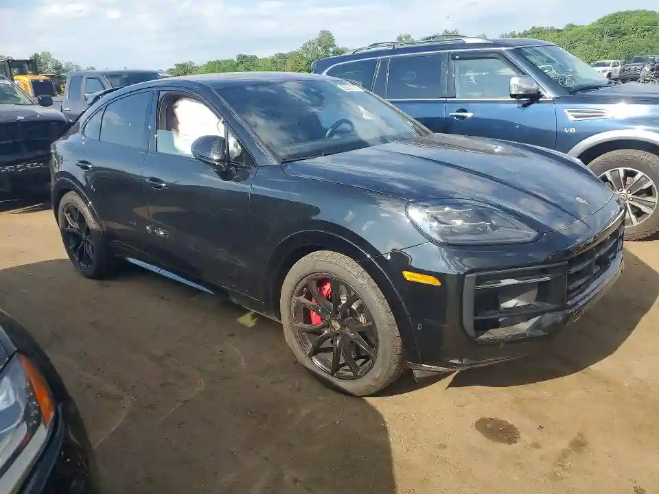 WP1BG2AY4SDA43240 2025 PORSCHE CAYENNE-3