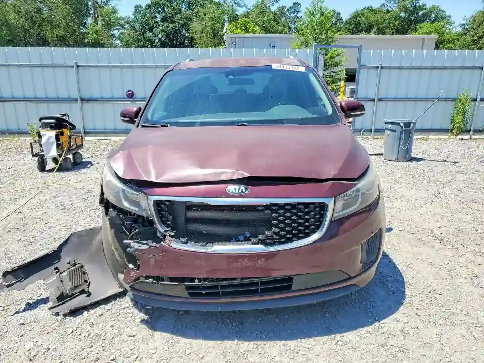KNDMB5C17H6324214 2017 KIA SEDONA-4