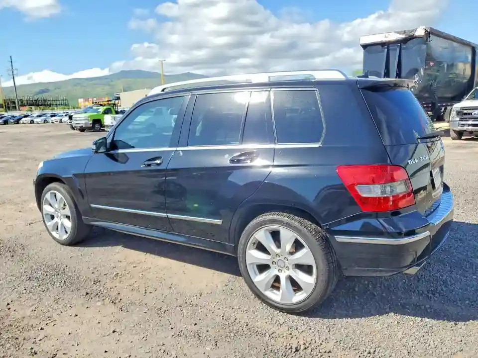 WDCGG5GB8BF553942 2011 MERCEDES-BENZ GLK-CLASS-1