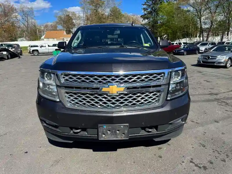 1GNSKHKC7HR354038 2017 CHEVROLET SUBURBAN-4