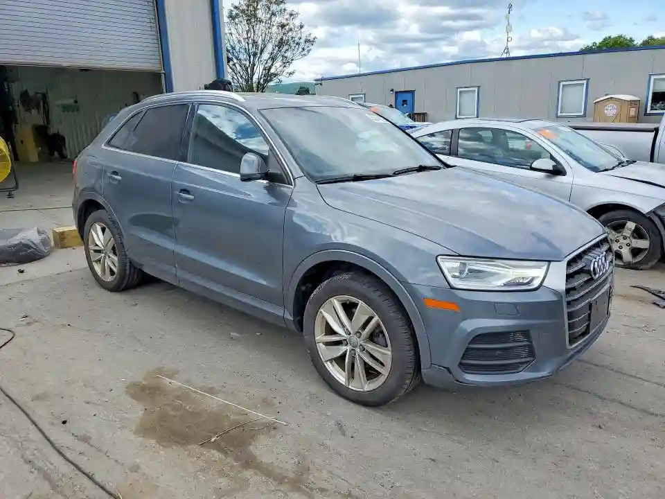 WA1JCCFS5HR004200 2017 AUDI Q3-3