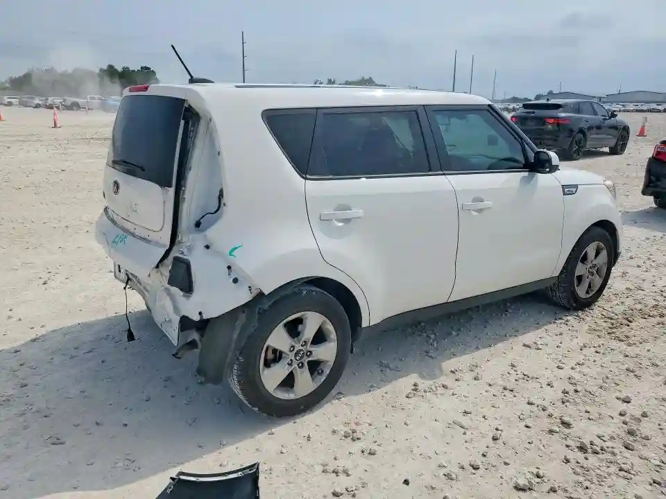 KNDJN2A22K7002232 2019 KIA SOUL-2