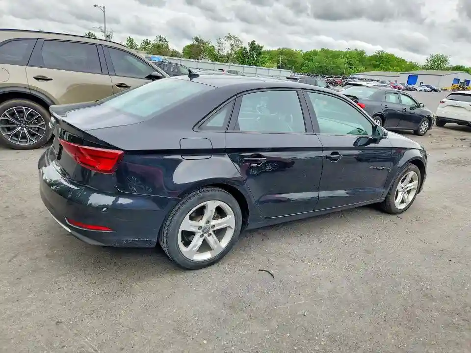 WAUAUGFF6J1045871 2018 AUDI A3-2