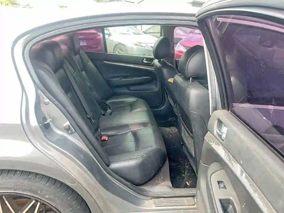 JN1DV6AR8BM650020 2011 INFINITI G25-5