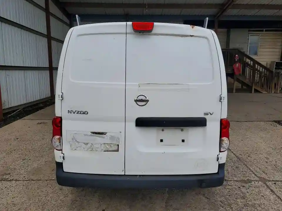 3N6CM0KN9FK709759 2015 NISSAN NV-5