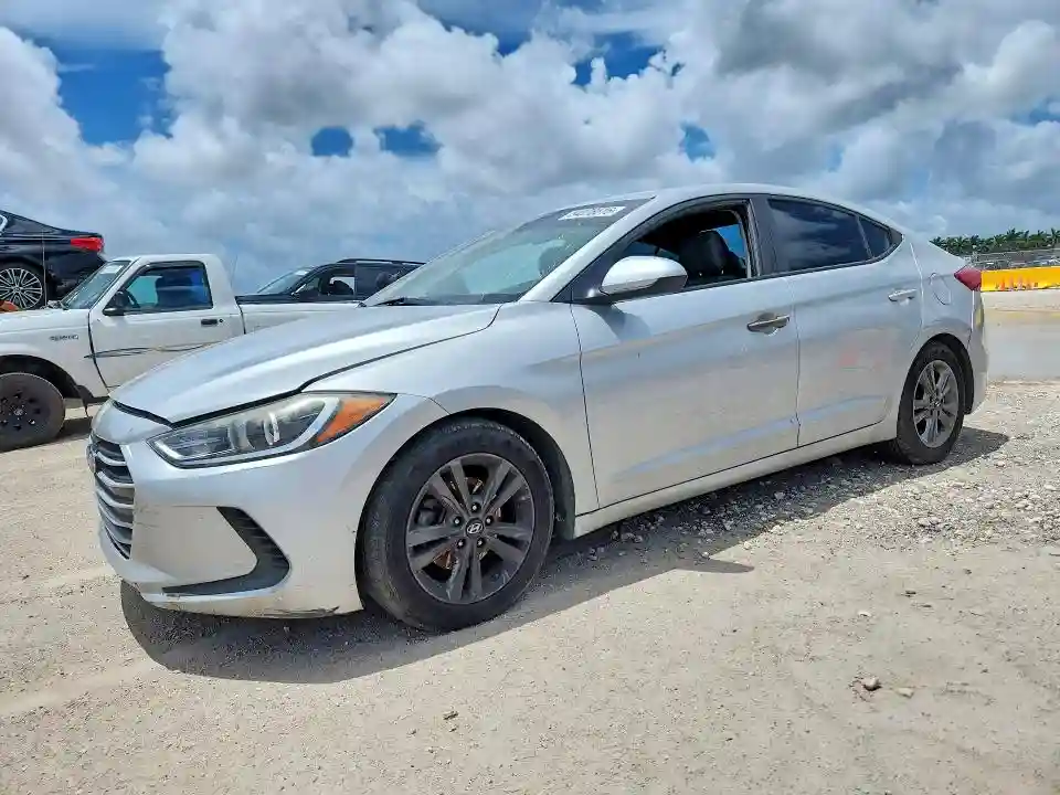 5NPD84LF8HH083001 2017 HYUNDAI ELANTRA-0