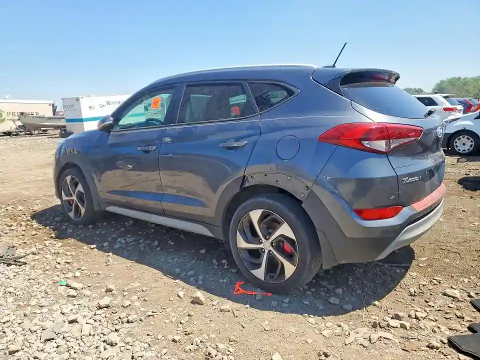 KM8J3CA24HU390226 2017 HYUNDAI TUCSON-1