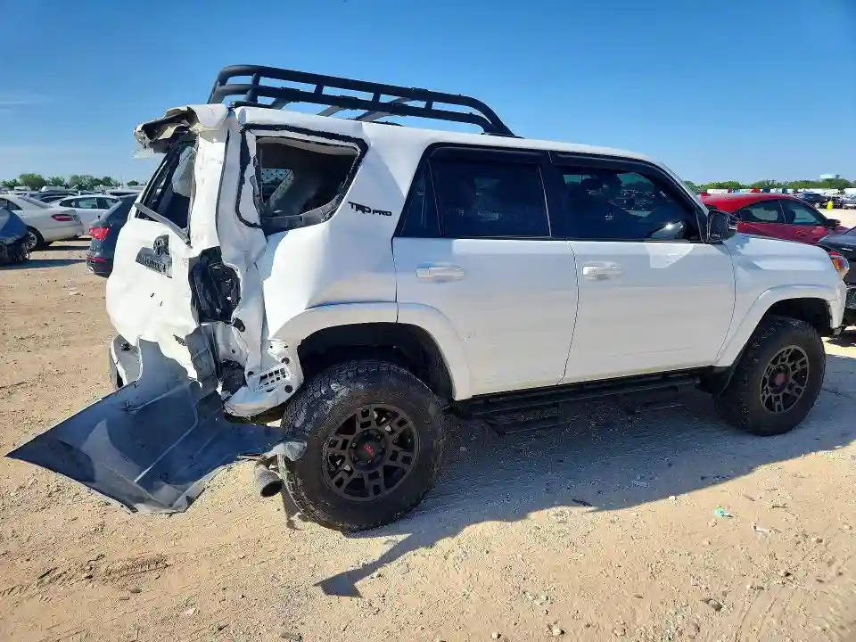 JTELU5JR0R6224869 2024 TOYOTA 4RUNNER-2