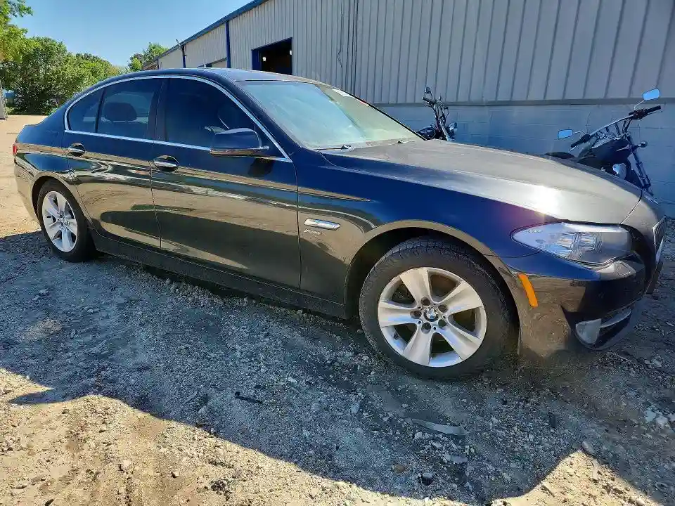 WBAXH5C5XCDW05908 2012 BMW 5 SERIES-3