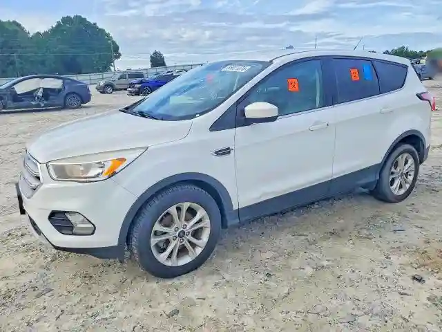 1FMCU0GD8JUA35675 2018 FORD ESCAPE-0