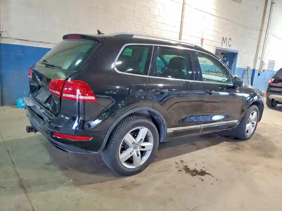 WVGFF9BP3CD001188 2012 VOLKSWAGEN TOUAREG-2