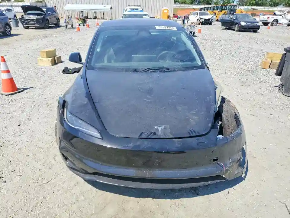 5YJ3E1ET4SF036138 2025 TESLA MODEL 3-4