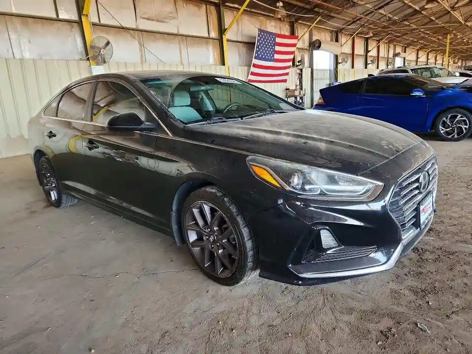 5NPE24AA2JH722699 2018 HYUNDAI SONATA-3