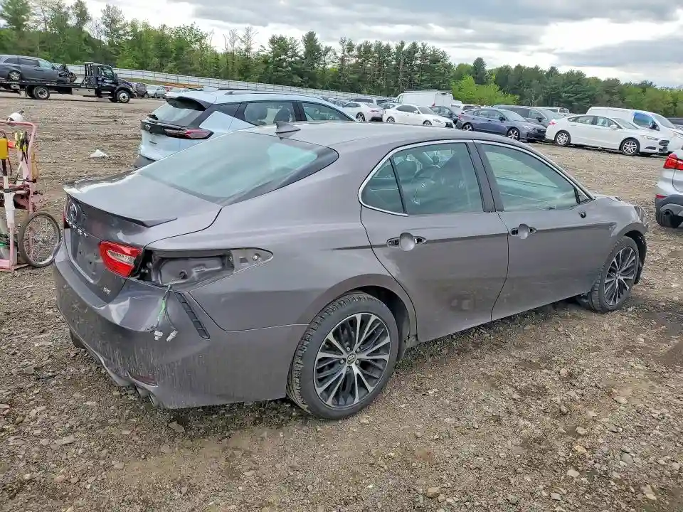 4T1G11AK3LU860095 2020 TOYOTA CAMRY-2