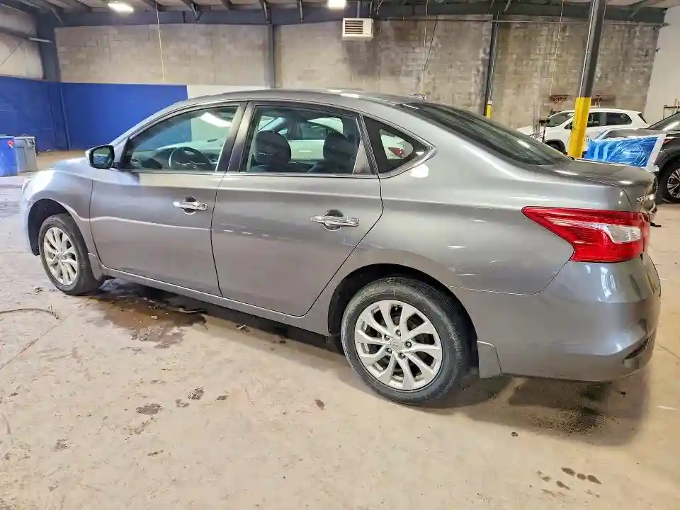 3N1AB7AP9JY266971 2018 NISSAN SENTRA-1