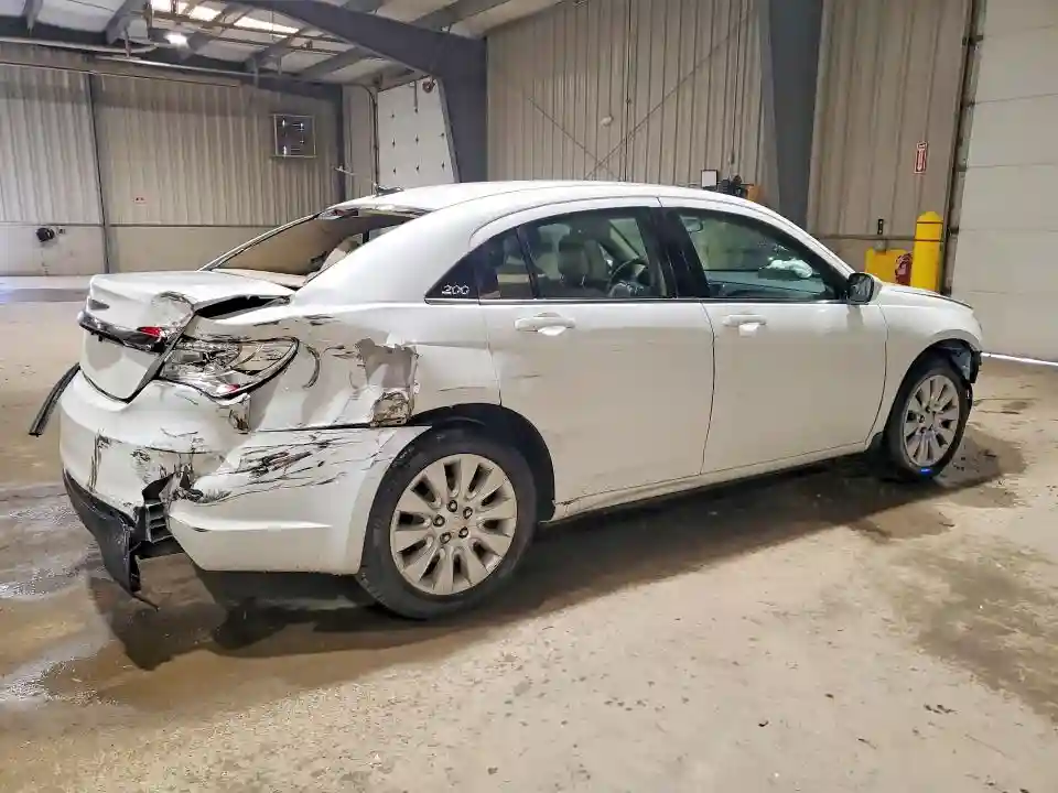 1C3CCBAB9EN206268 2014 CHRYSLER 200-2