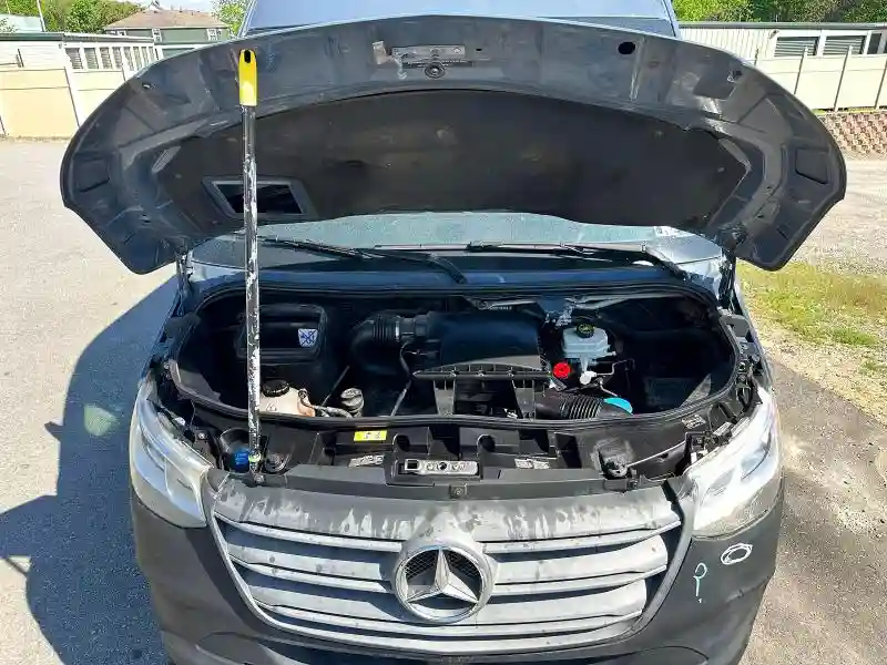 WD4PF1CD8KP147104 2019 MERCEDES-BENZ SPRINTER-4