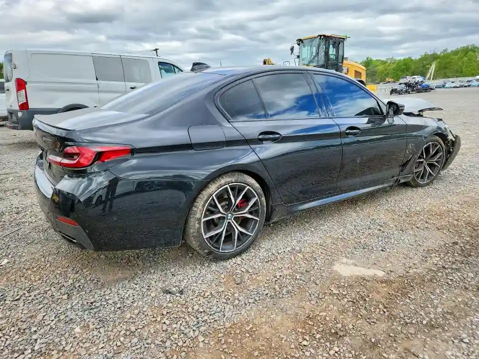 WBA13BK05MCG72869 2021 BMW M5-2