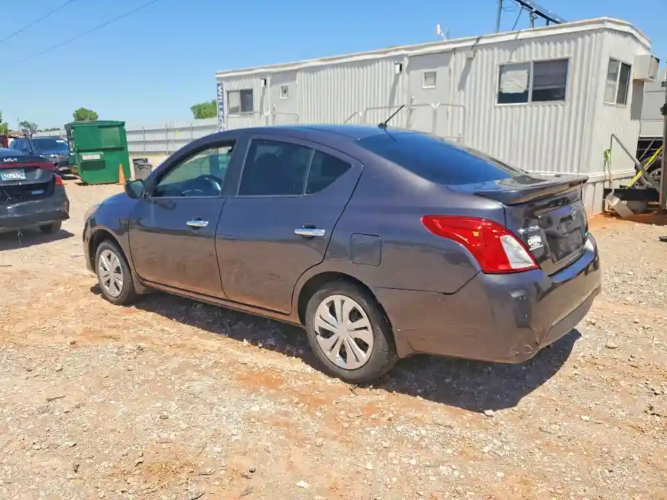 3N1CN7AP8FL876879 2015 NISSAN VERSA-1