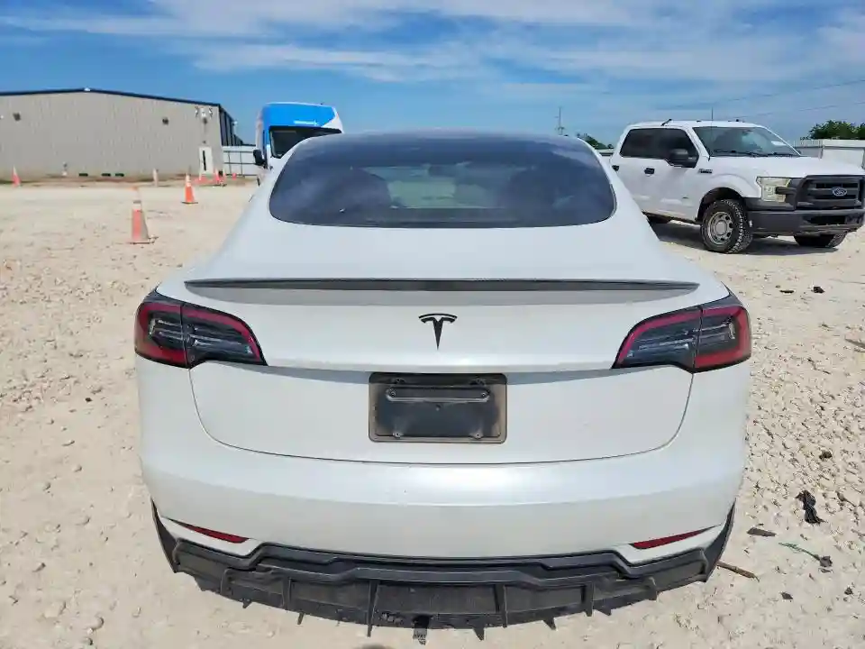 5YJ3E1EA7PF549499 2023 TESLA MODEL 3-5
