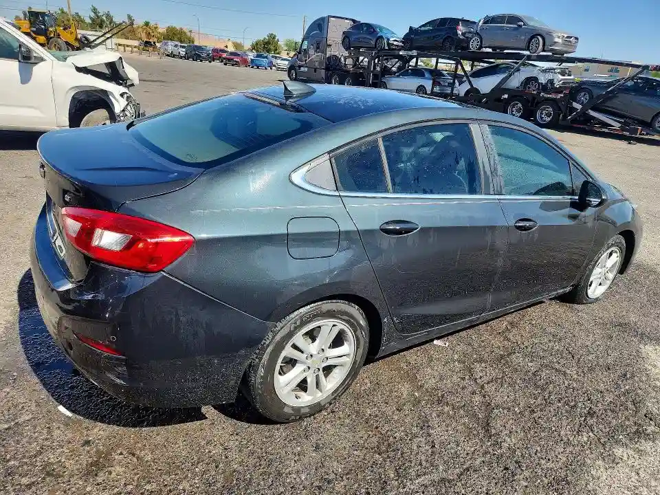3G1BE5SM1HS553096 2017 CHEVROLET CRUZE-2