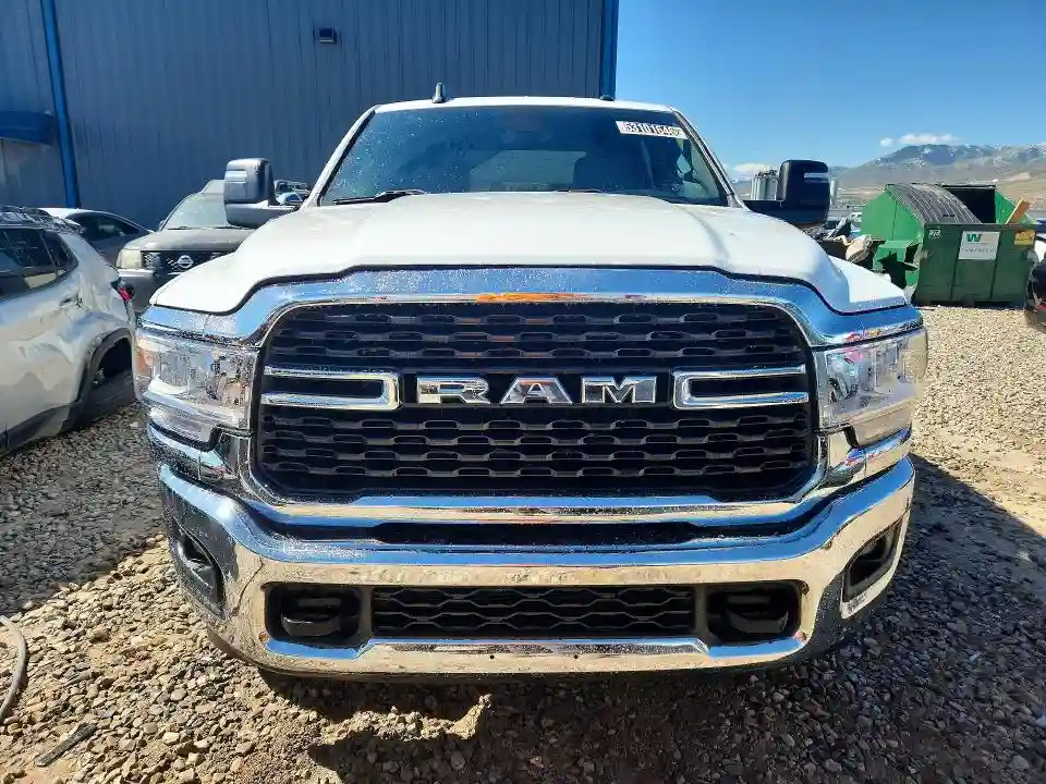 3C6UR5DL8PG537625 2023 RAM 2500-4