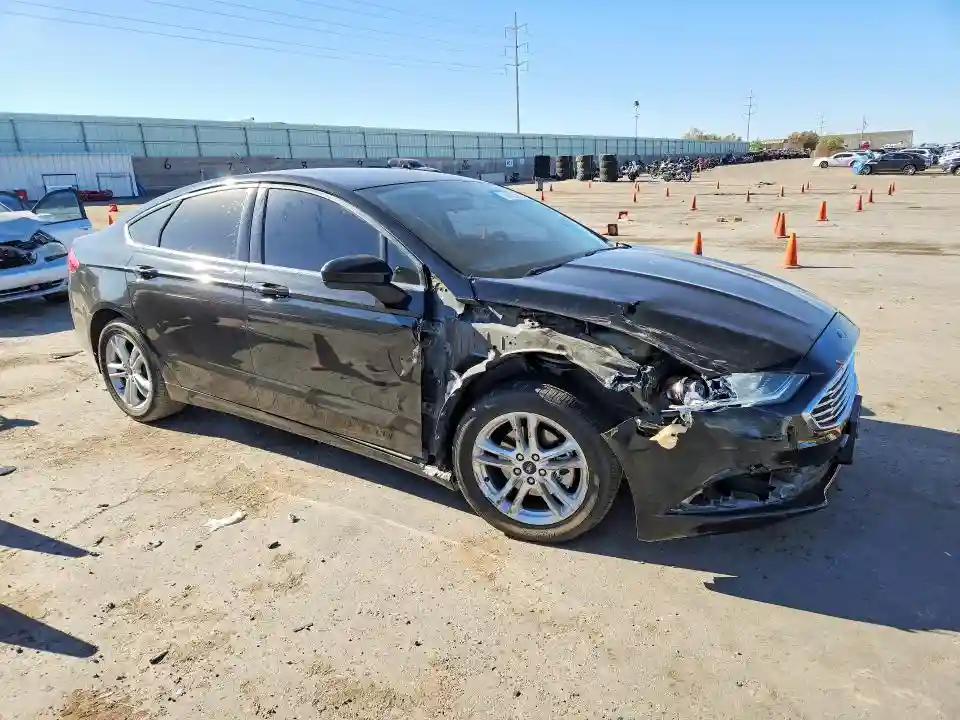 3FA6P0HDXJR232352 2018 FORD FUSION-3