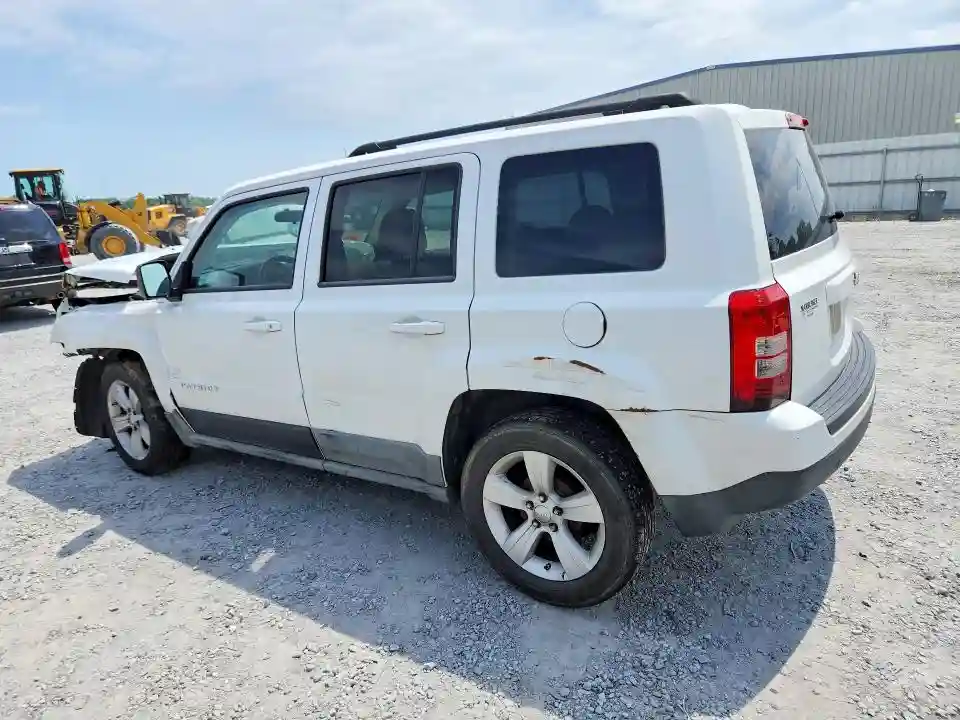 1J4NT1GA5BD102790 2011 JEEP PATRIOT-1