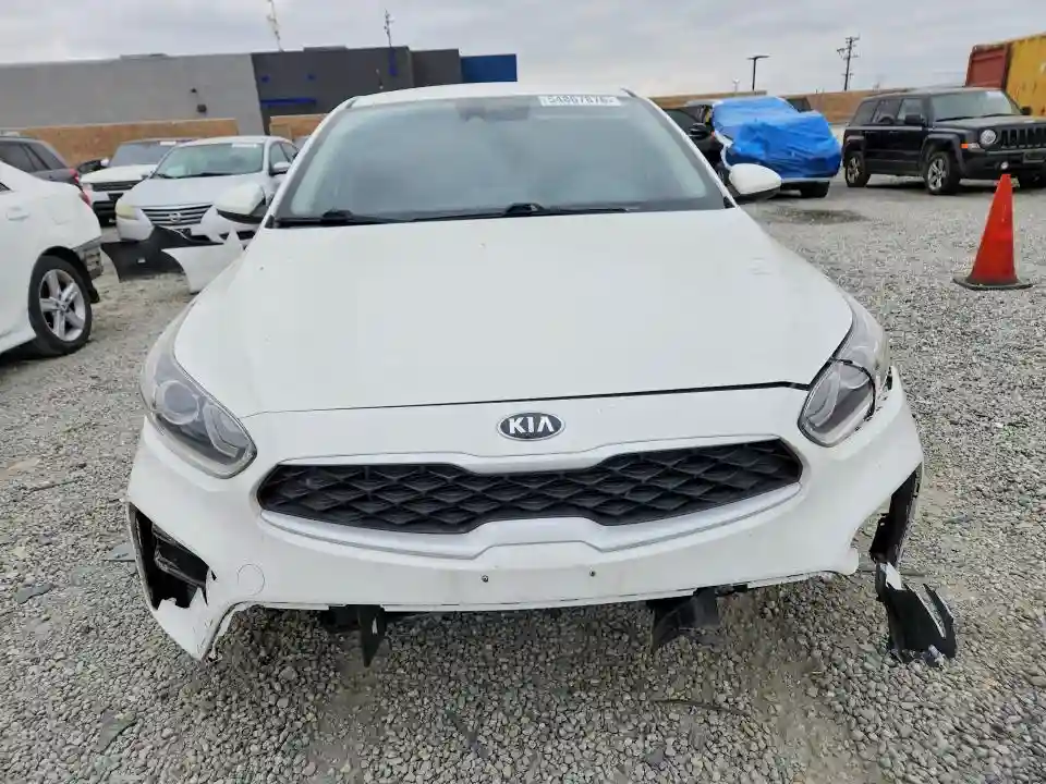 3KPF24ADXME290029 2021 KIA FORTE-4